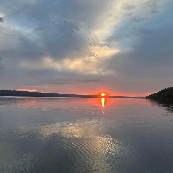 Meet your Posher, Amanda - Picture 3 of 6